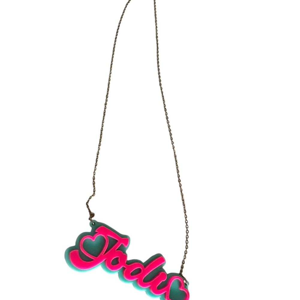Chain w/ name - Picture 2 of 3